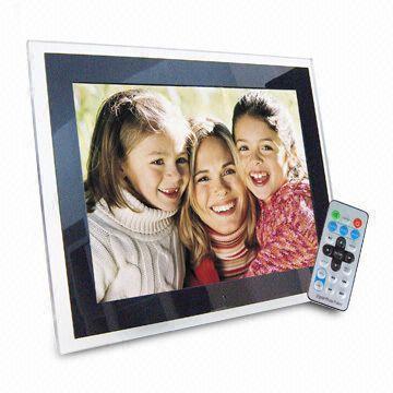 深圳綠視界電子 引領12寸高清數碼相框廣告機新潮流